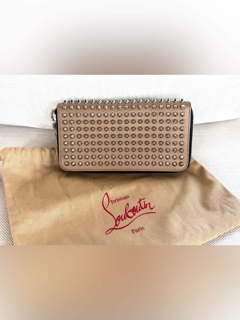 CHRISTIAN LOUBOUTIN Panettone Silver Spiked Zip Taupe Wallet EUC - Picture 10 of 10